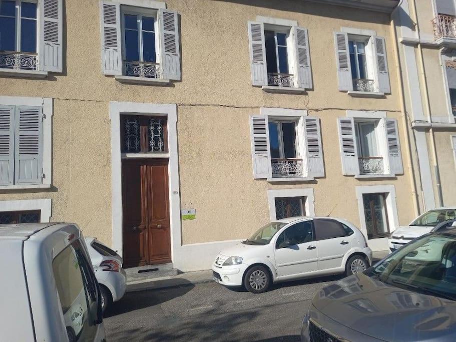 Appart Neuf Pour 6 Personnes Vizille Bagian luar foto